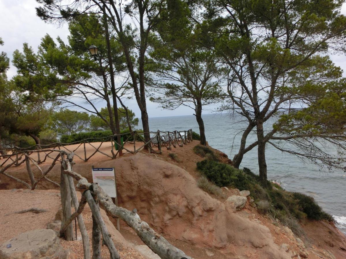 הוילה בניאלבופר En Lugar Tranquilo Alejado De Zonas Turisticas מראה חיצוני תמונה